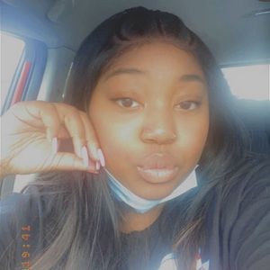 Meet your Posher, Jasmine